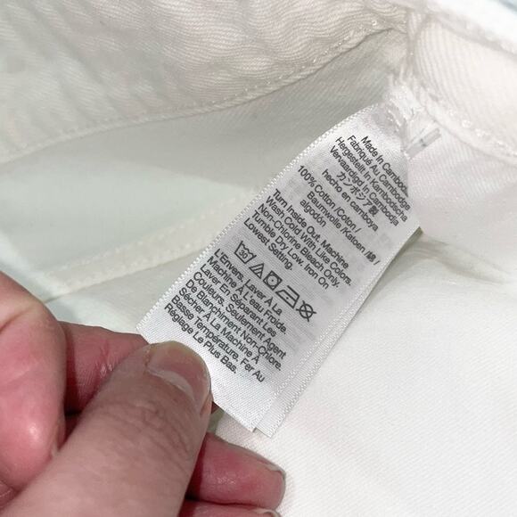 Madewell Relaxed Denim Shorts in White Size 29 New Cut Off High Rise - Picture 4 of 8